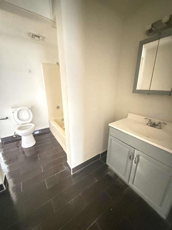 Building Photo - 408 Takoma St