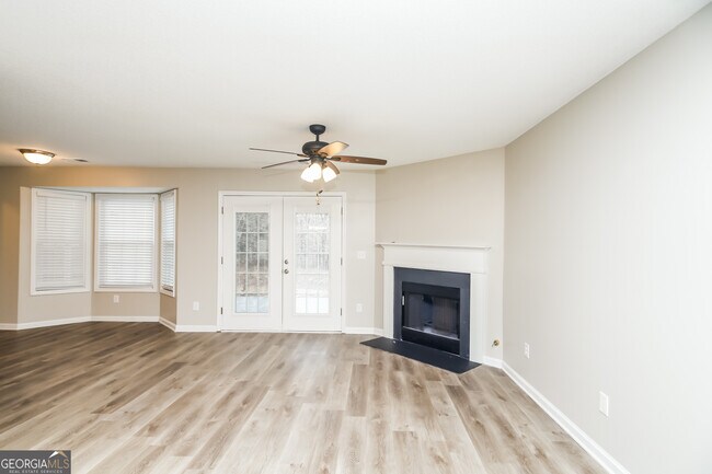 Building Photo - 91 River Oak Ct