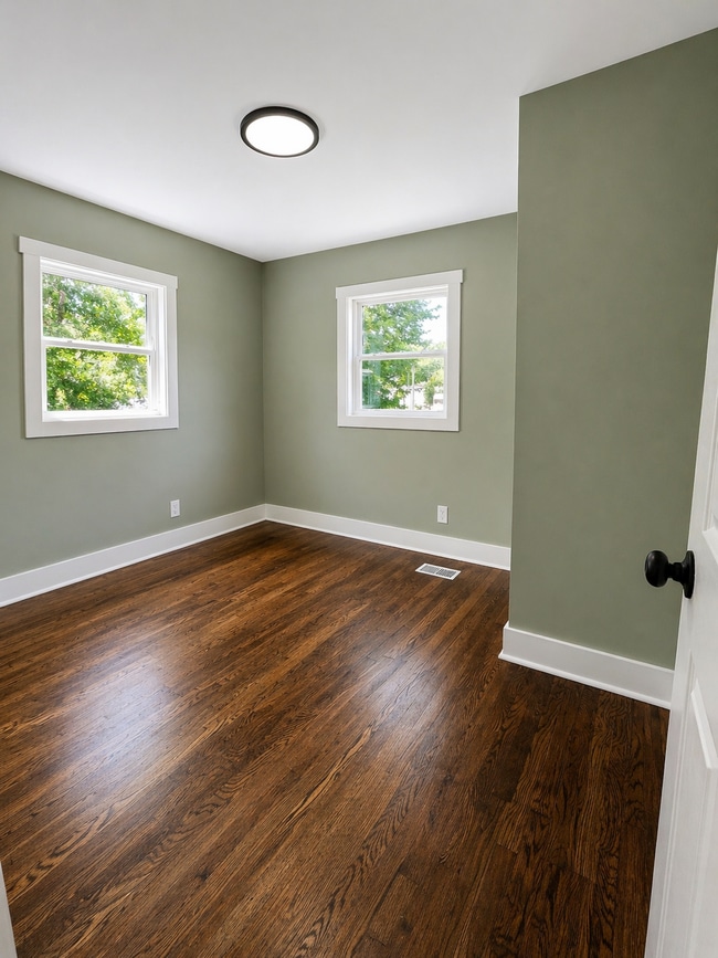 Building Photo - 5201 Tanner St