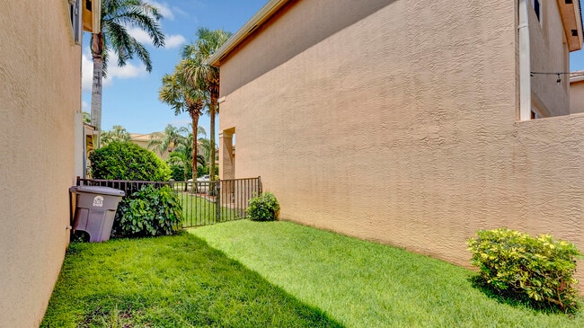 Building Photo - 7938 Jewelwood Dr