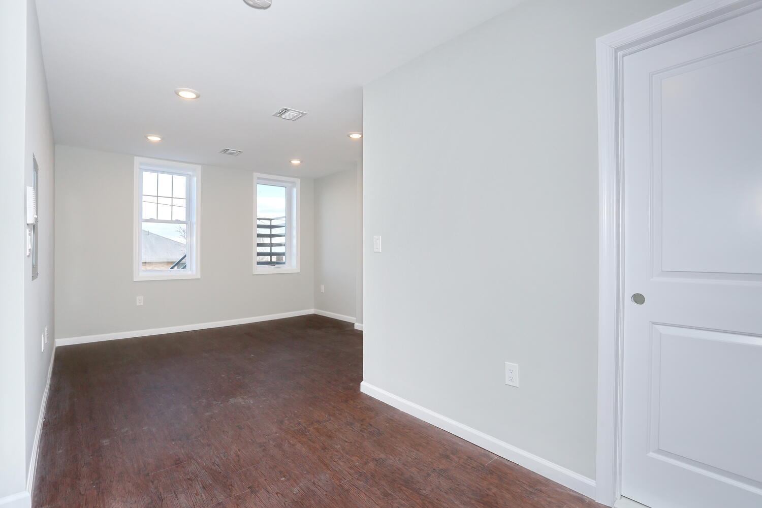 Building Photo - 473 Harrison Ave