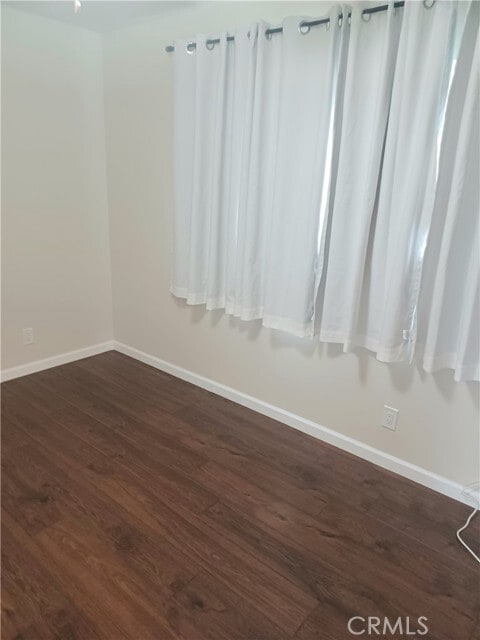 Building Photo - 465 W Windsor Rd