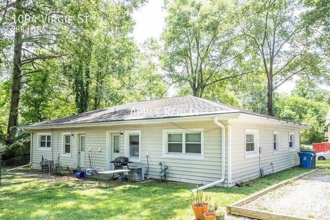 Building Photo - 1004 Virgie St