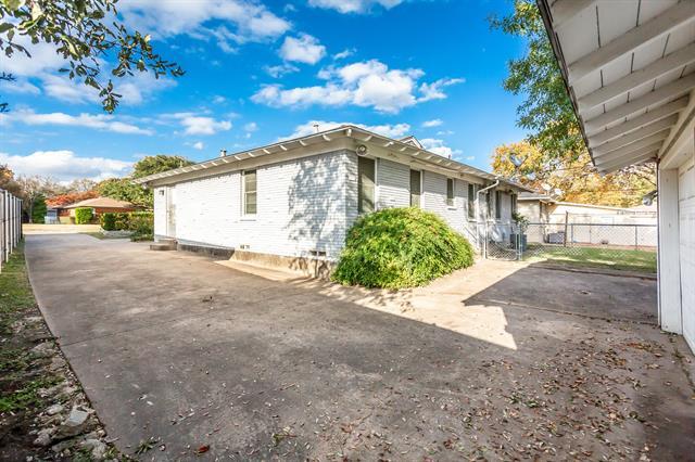 Building Photo - 6508 St Moritz Ave