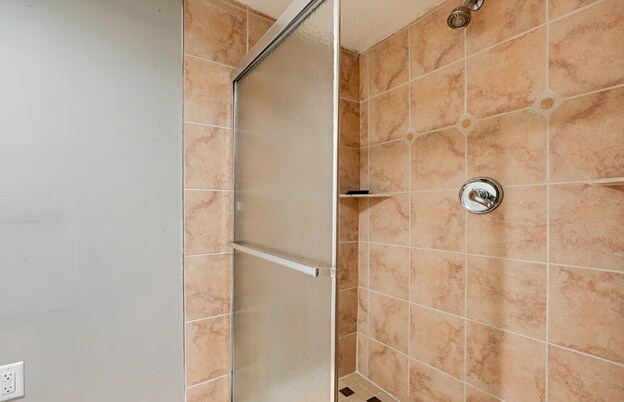 Building Photo - 3909 S Marshall Dr