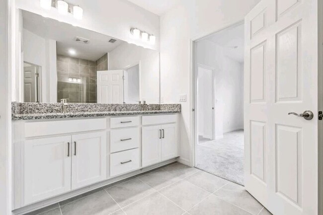 Building Photo - Lakewood Ranch Brand New Villa 2 bedroom with flex space (Office/ 3rd Bedroom)