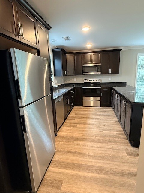 Building Photo - 311 Cainsville Rd