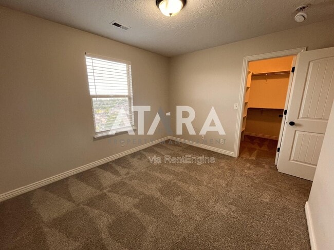 Building Photo - 7845 Ruby Valley Dr