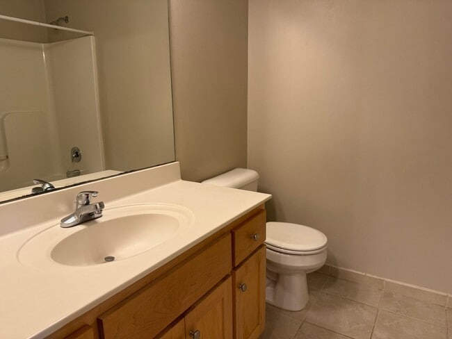 Building Photo - Spacious 3BR / 3BA Townhome with 2-Car Garage – Available Mid-March!