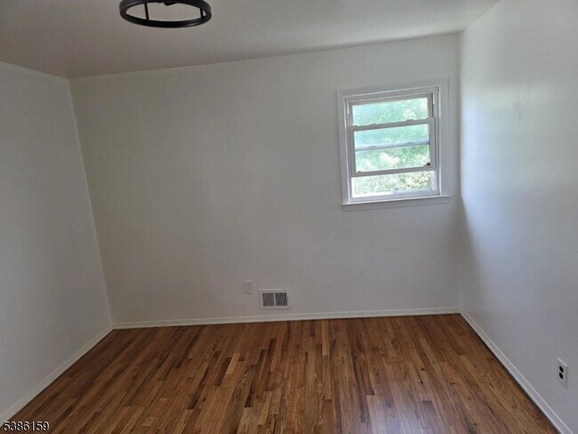 Building Photo - 1209 Commerce Ave