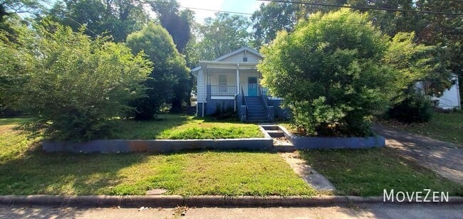 Building Photo - 118 N Graham Ave
