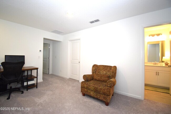 Building Photo - 6834 Golden Monarch Ave