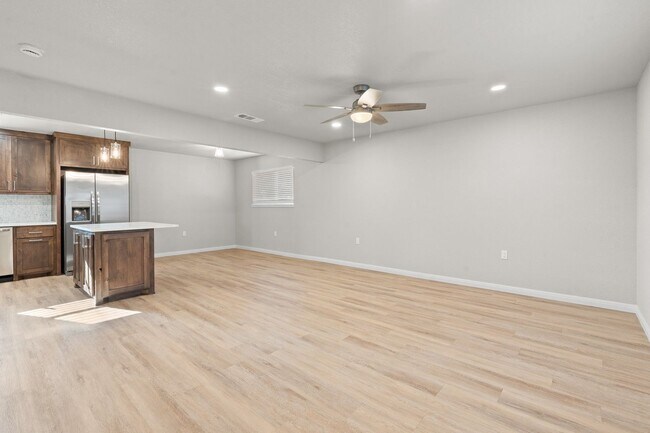 Building Photo - Gorman Dr