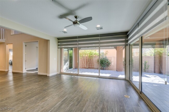 Building Photo - 2497 Birch Hollow St