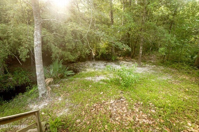 Building Photo - Downtown OS - Golf Cart District (Furnished!)