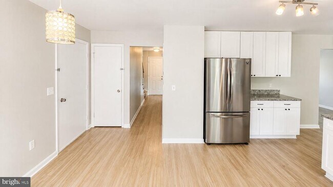 Building Photo - 4105 Farmer Pl