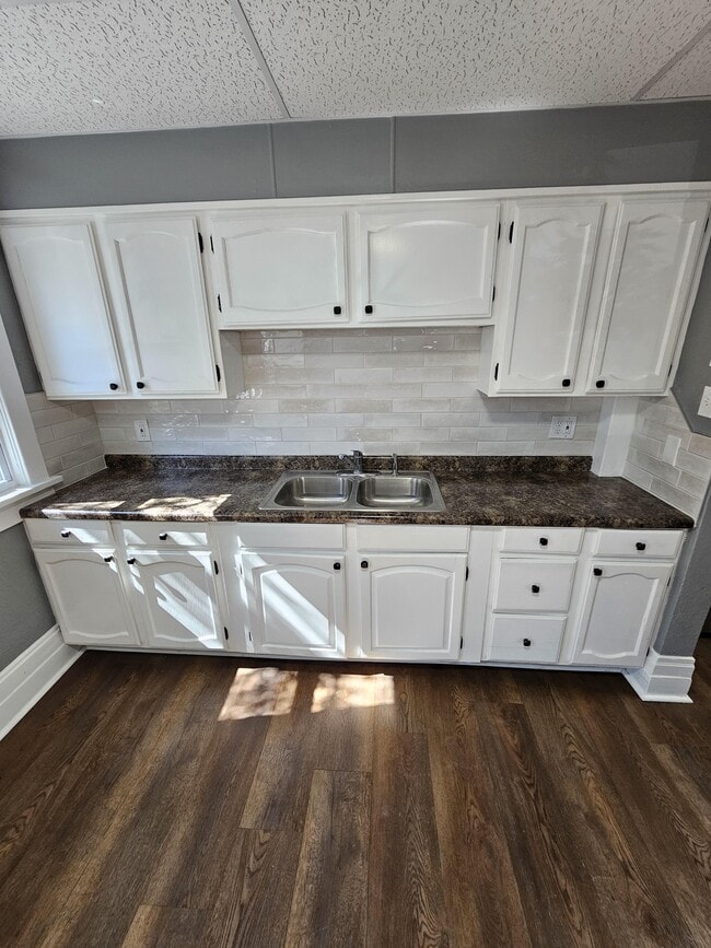 Building Photo - 117 Dawson St