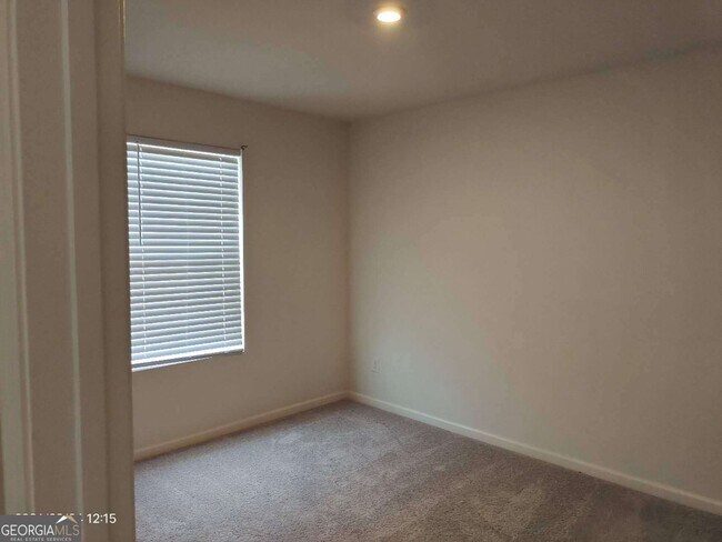 Building Photo - 522 Pemberton St