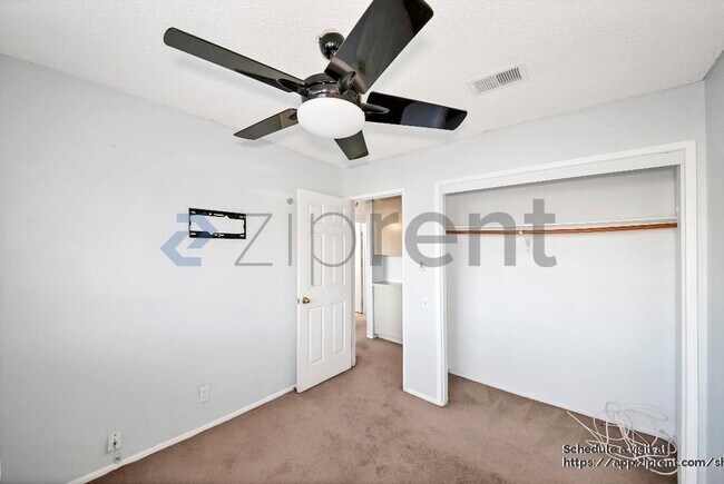 Building Photo - 16285 Barbee St