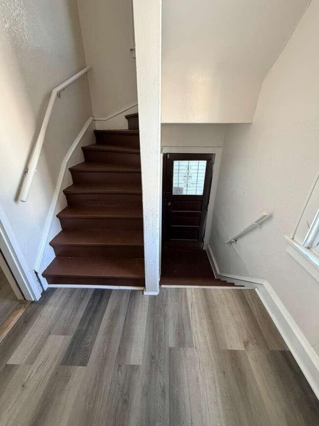 Building Photo - 2215 N 15th St