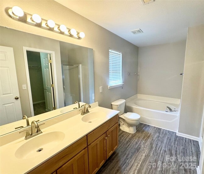 Building Photo - 9413 Thatcher Hall Ct
