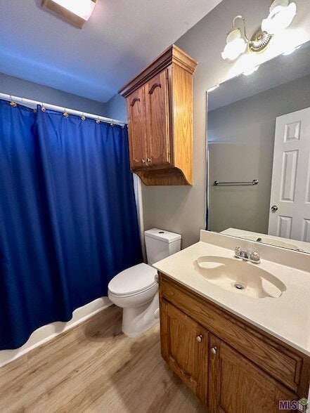 Building Photo - 1428 S Vista Ave