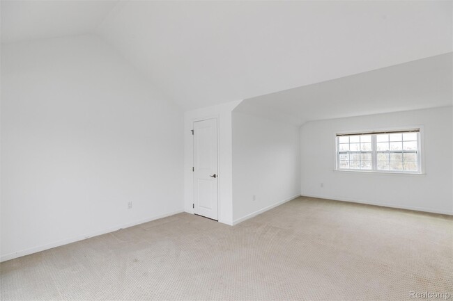 Building Photo - 2769 Ashcombe Dr.