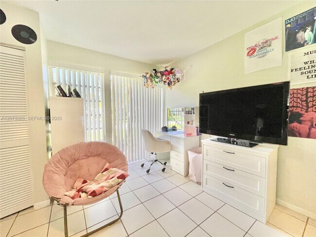 Building Photo - 8522 SW 148th Terrace