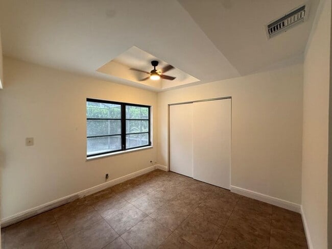 Building Photo - 20834 Sugarloaf Ln