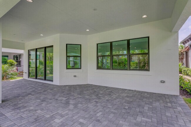 Building Photo - 13559 Artisan Cir