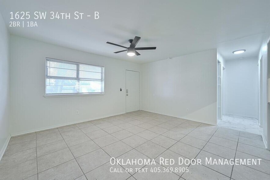 Building Photo - 1625 SW 34th St