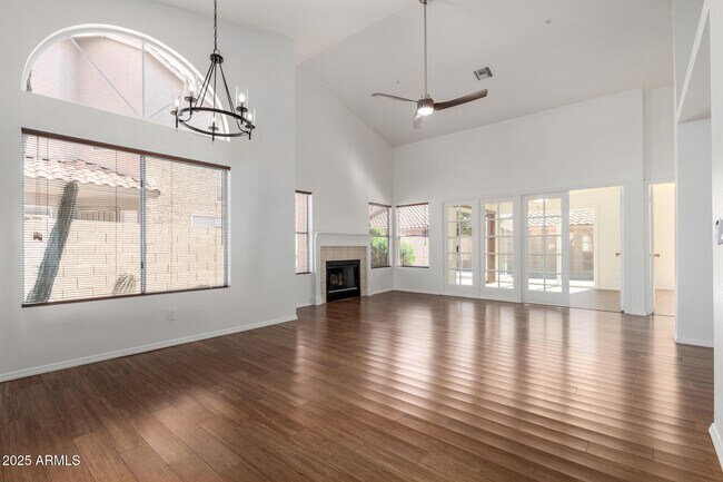 Building Photo - 9285 E Sutton Dr