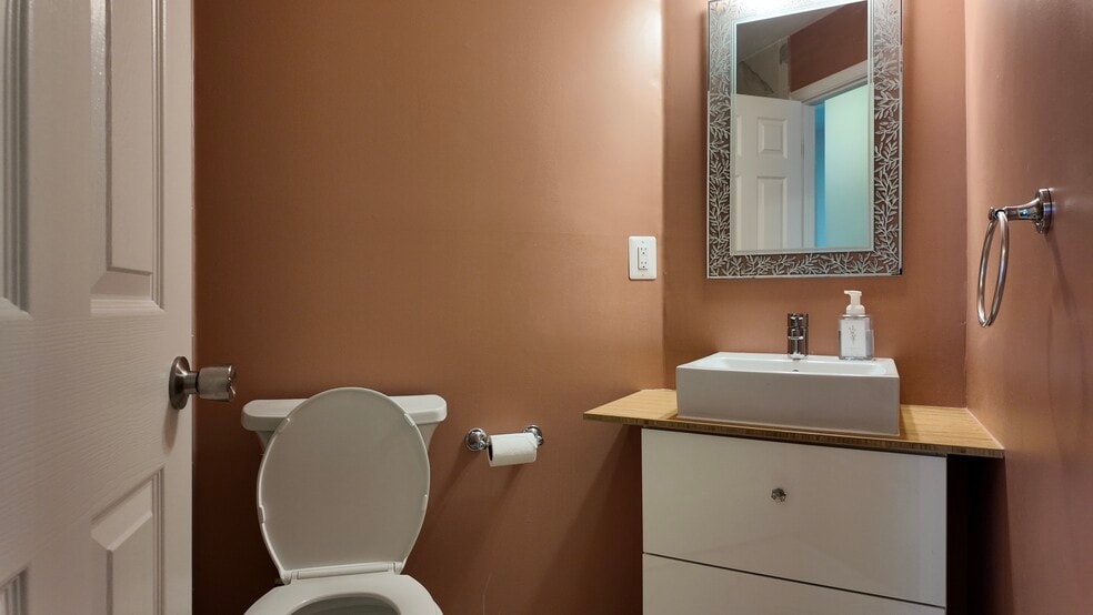 Bathroom - 4094 Fountainside Ln