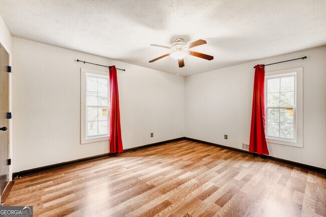 Building Photo - 3160 Kipling Dr