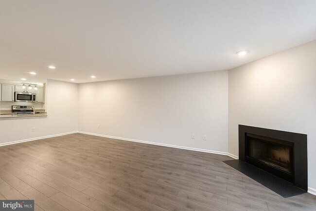 Building Photo - 13513 Orchard Dr