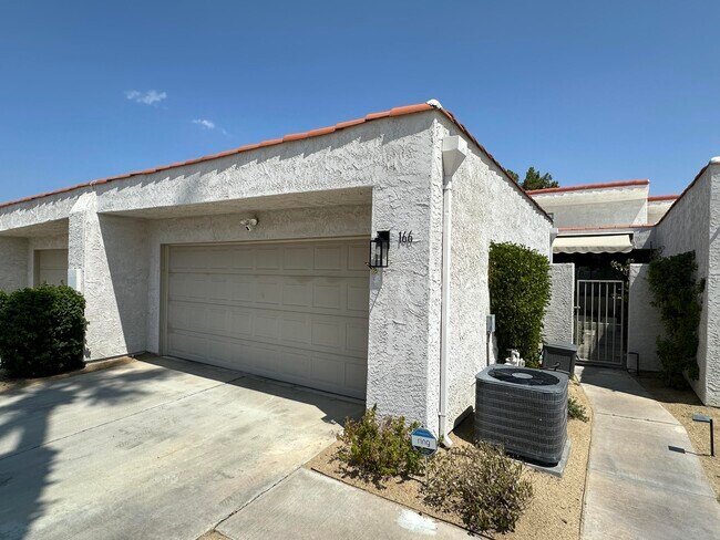 Building Photo - 166 Wimbledon Ct