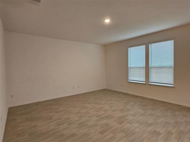 Building Photo - 1629 Brimhurst Dr