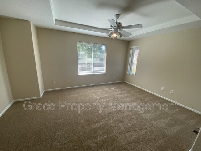 Building Photo - 10255 Ventura St