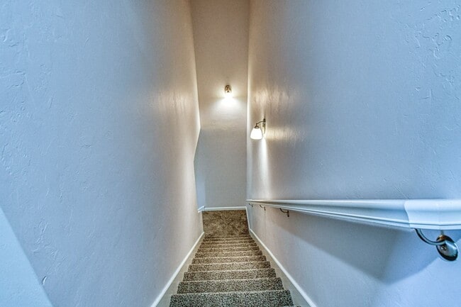 Building Photo - Brand New Construction! Lawn care included!