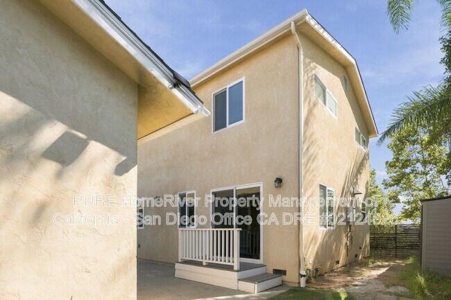 Building Photo - 2025 Ainsley Rd