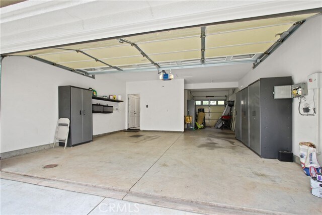 Building Photo - 823 Canterbury Ln