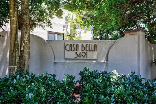 Building Photo - 3491 Roswell Rd NE