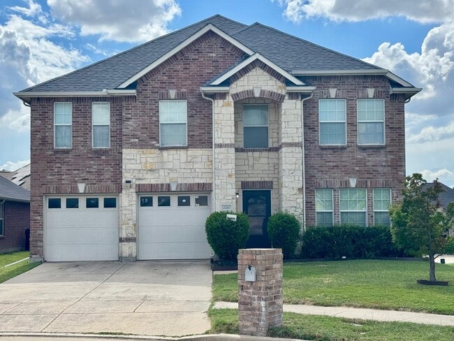 Building Photo - 13287 Fowler Dr