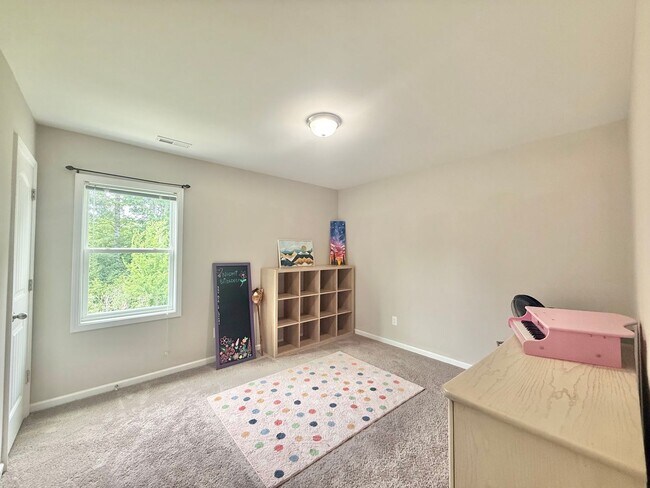 Building Photo - Gorgeous 4BD, 2.5BA Clayton Home with a Fenced Yard in the Desirable Riverwood Community