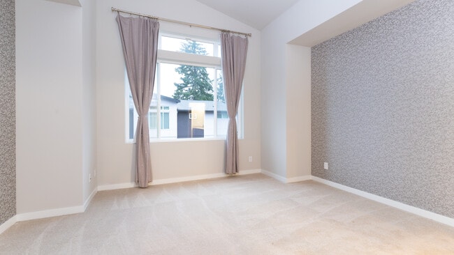 Building Photo - 1587 139th Ct NE