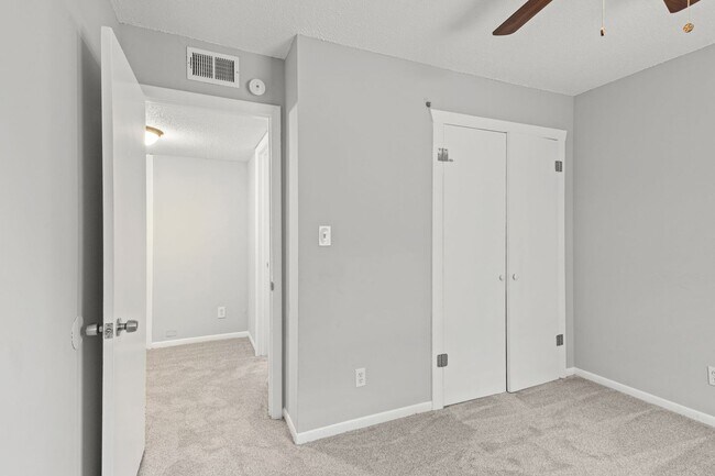 Building Photo - 2444 N 38th St