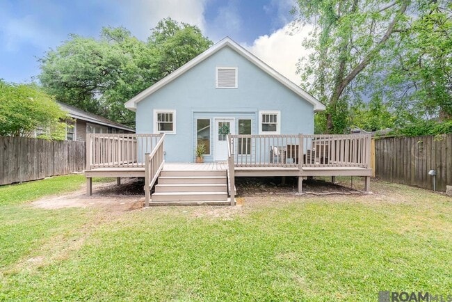 Building Photo - 314 Bedford Dr