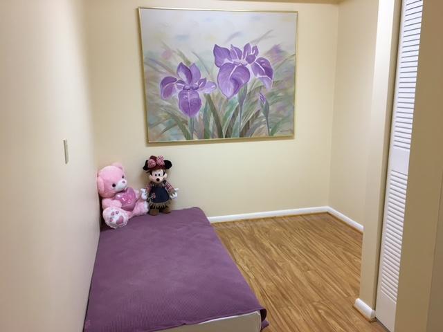 Building Photo - 6169 Balboa Cir