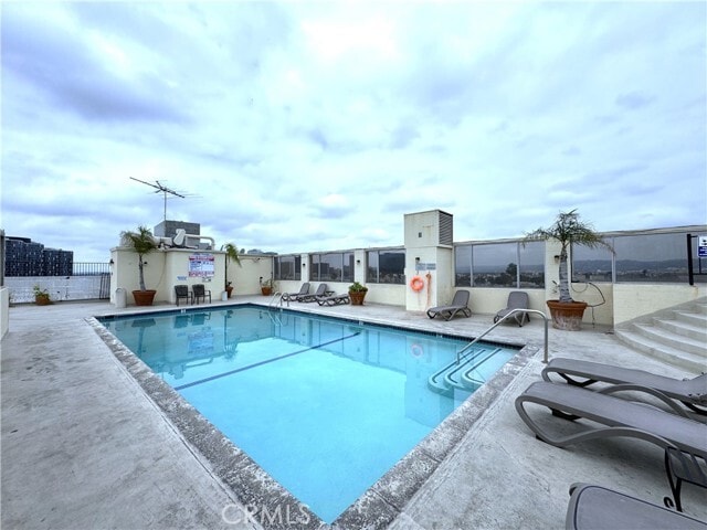 Building Photo - 421 La Fayette Park Pl