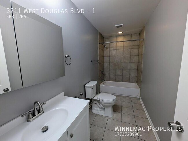 Building Photo - 3211 W Douglas Blvd